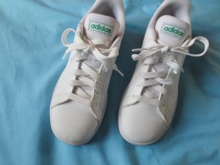 Zapatillas Adidas Blancas y Verdes
