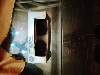 Gafas de sol marrones