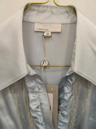 Blusa azul sin mangas con volantes tallas 40 y 44