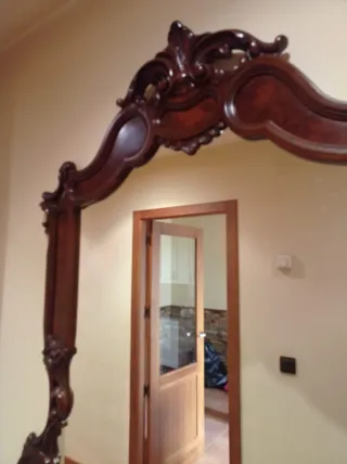 Mueble de salón de madera