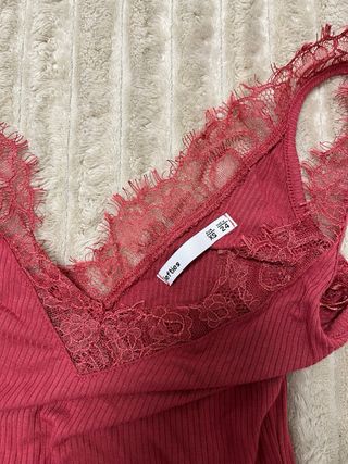 Body Coral Tirantes Encaje Escote V