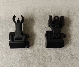 Tacche di mira in metallo