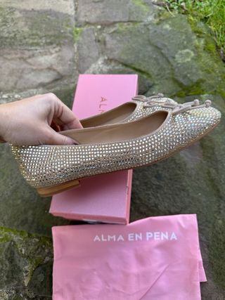 Nuevas bailarinas Alma en Pena Beige Talla 40