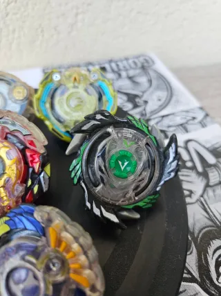 Lote Beyblade Burst Hasbro & Takara Tomy