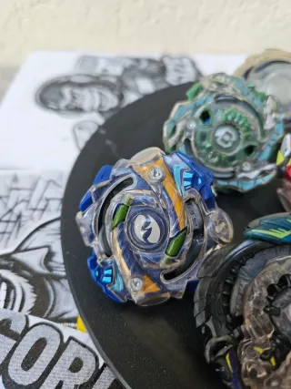 Lote Beyblade Burst Hasbro & Takara Tomy