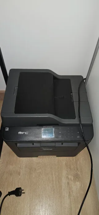 Impresora Brother MFC-L2740DW Multifunción