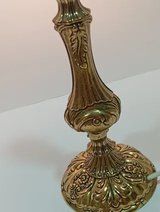 Lámpara vintage latón clásico trabajado
