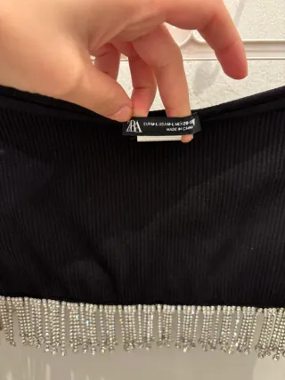 Top bandeau Zara flecos pedrería Talla M/L