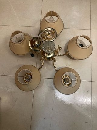 Lámpara de techo antigua dorada y cristal