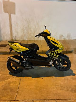 Yamaha Aerox 49cc Scooter