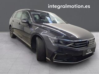 Volkswagen Passat Variant GTE 1.4 TSI e-Power 115kW + 85kW