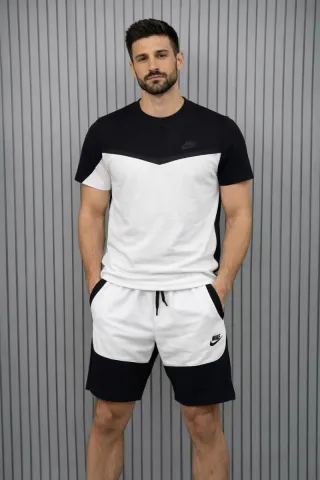 Conjunto Nike T-shirt e Calções Preto/Branco