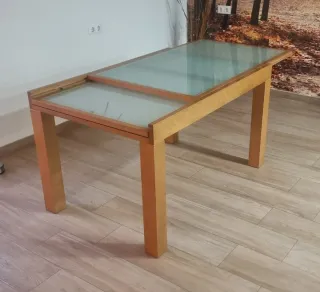 Oferta mesa de madera y cristal extensible
