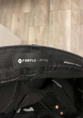 Pantalones Purple Brand negros rotos Talla 34
