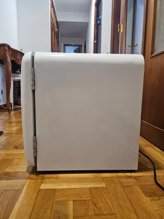 Mini nevera Mellerware blanca