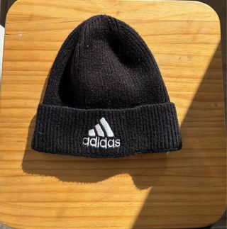 Gorro Adidas Negro