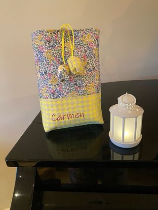 Funda de tela libro. Se pueden personalizar