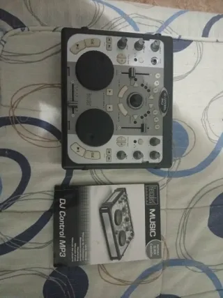 Controlador DJ Hercules DJ Control MP3