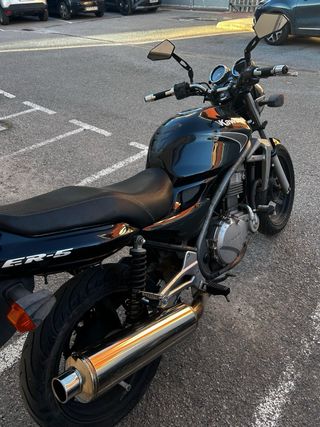 Kawasaki ER5n Naked Negra/Plateada