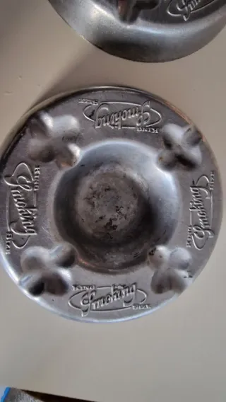 Posacenere in metallo King Size