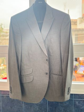 Traje Hombre marca Caramelo