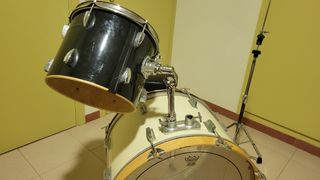 Batería Acústica Bombo 22 thunder Tom 14 silverton