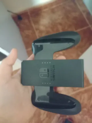 Nintendo Switch Rosa y Negra se cambia por kukirin