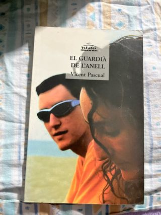 EL GUARDIÀ DE L'ANELL (juvenil)