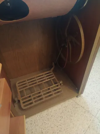 Máquina de coser Alfa antigua