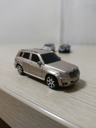 Pack 3 Coches Mercedes 1:64