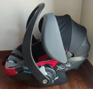 Silla de coche BeSafe con adaptadores