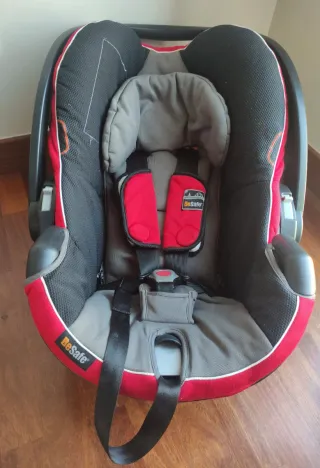 Silla de coche BeSafe con adaptadores