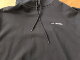 Sudadera Balenciaga Negra. Usada una vez.