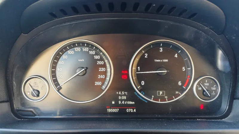 BMW Serie 5 2013, foto 13