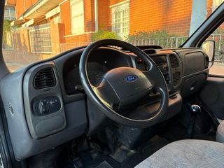 Ford Transit 2005