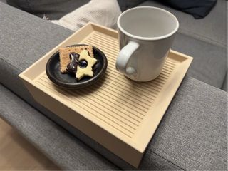 Bandeja reposabrazos sofá personalizable