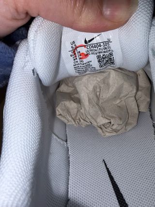 Nike P-6000 Plata y Blanco