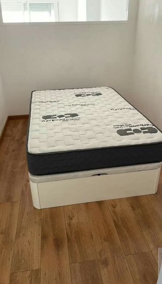 Canapé abatible y colchón