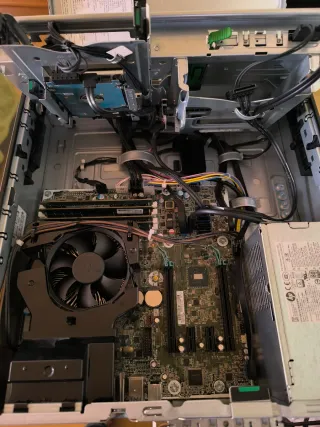 Ordenador i7, Disco M.2 NVME, 24 Gb Ram, Wifi.