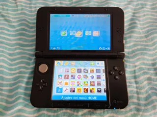 Nintendo 3DS XL Negra + Accesorios y Juegos