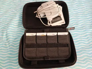 Nintendo 3DS XL Negra + Accesorios y Juegos