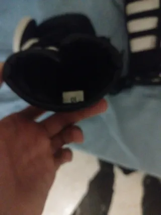 Guantes de boxeo Shark negros