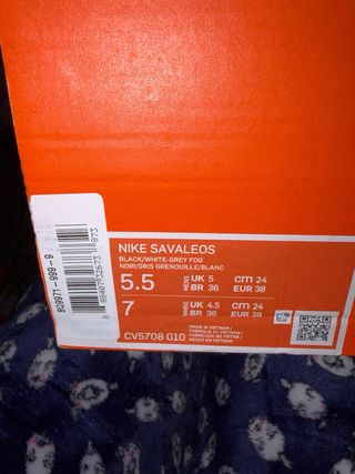 Nike Savaleos Zapatillas Negras Blancas