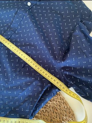 Camisa azul estampada chico
