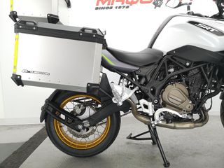 QJ MOTOR SRT 700 X 2023 12438 kms.