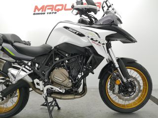 QJ MOTOR SRT 700 X 2023 12438 kms.