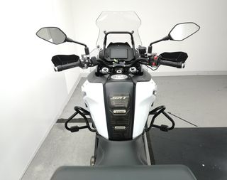 QJ MOTOR SRT 700 X 2023 12438 kms.