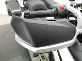 QJ MOTOR SRT 700 X 2023 12438 kms.