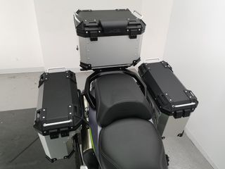 QJ MOTOR SRT 700 X 2023 12438 kms.