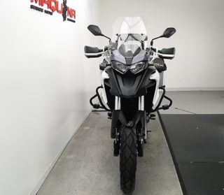 QJ MOTOR SRT 700 X 2023 12438 kms.